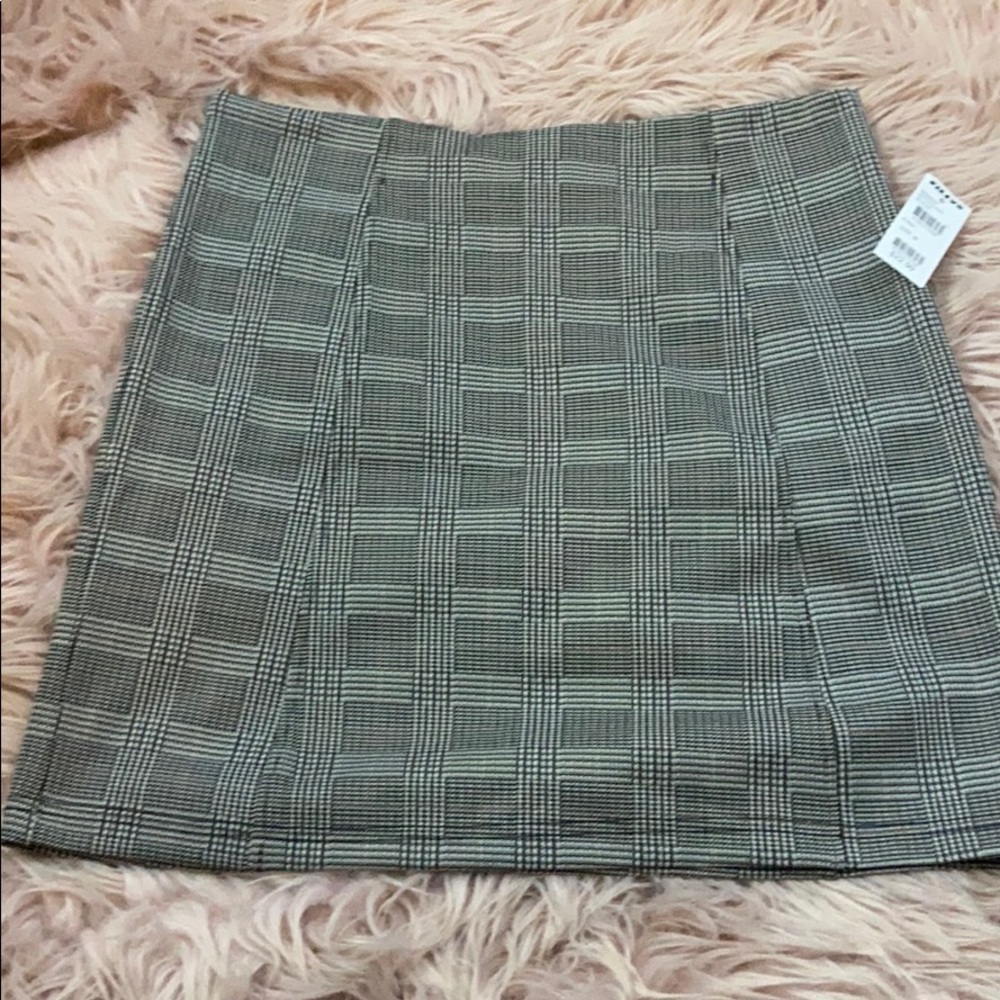 Sky and Sparrow Skirt Size Medium with Tags!